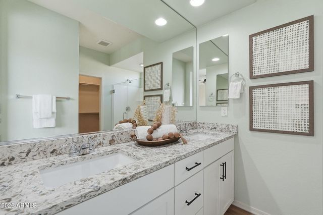 6418 W MADRE DEL ORO Drive 6418, Phoenix, AZ 85083