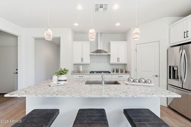 6418 W MADRE DEL ORO Drive 6418, Phoenix, AZ 85083