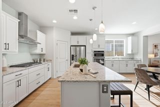 6418 W MADRE DEL ORO Drive 6418, Phoenix, AZ 85083