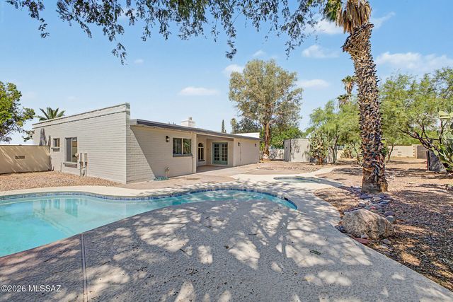 8867 E 28th Street, Tucson, AZ 85710