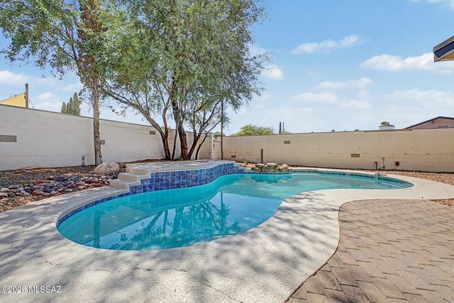 8867 E 28th Street, Tucson, AZ 85710