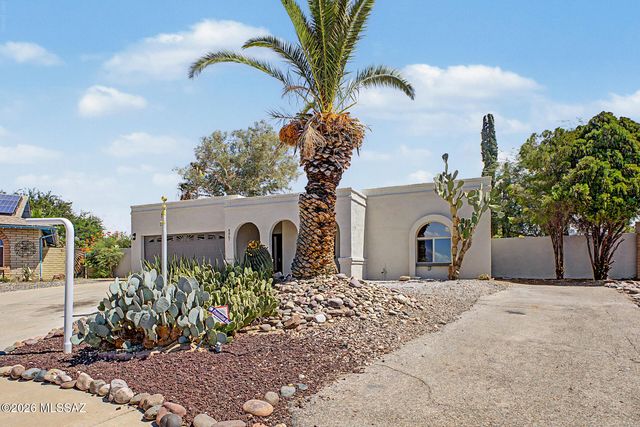 8867 E 28th Street, Tucson, AZ 85710