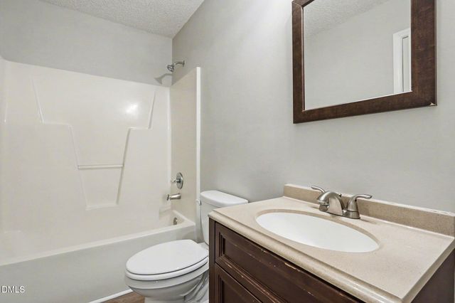 956 S Philwood Court, Fuquay Varina, NC 27526