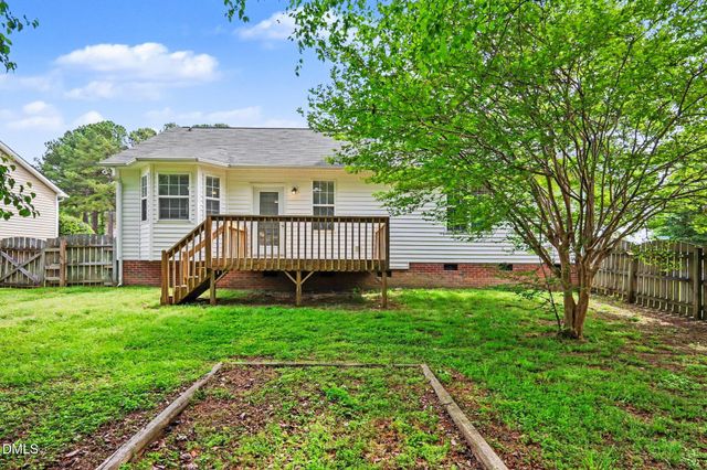 956 S Philwood Court, Fuquay Varina, NC 27526