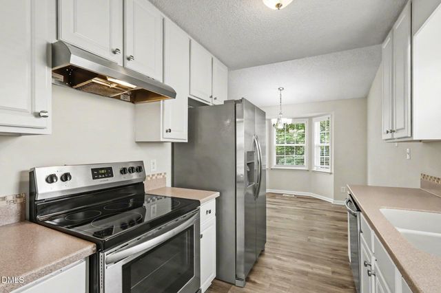 956 S Philwood Court, Fuquay Varina, NC 27526