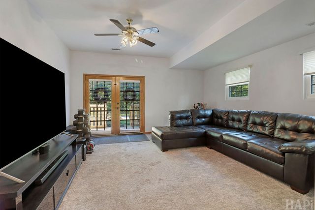 9725 W 17th Street, Zion, IL 60099