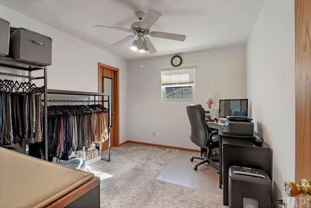 9725 W 17th Street, Zion, IL 60099