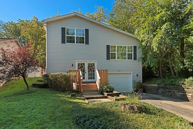 9725 W 17th Street, Zion, IL 60099