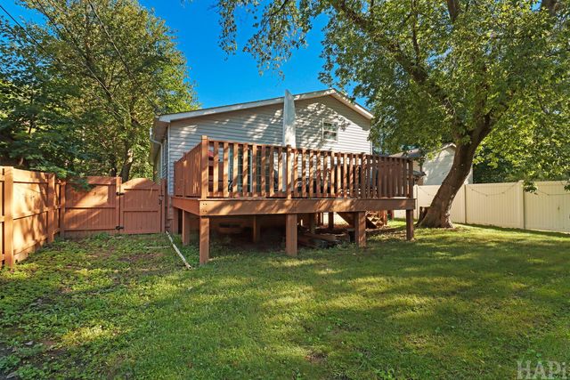 9725 W 17th Street, Zion, IL 60099
