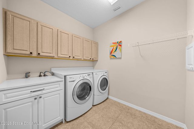 360 Treasure Lagoon Lane, Merritt Island, FL 32953