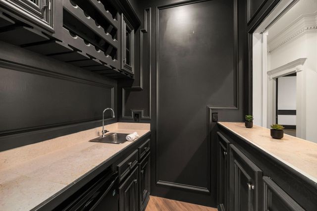 2031 Pecan Trail Drive, Richmond, TX 77406