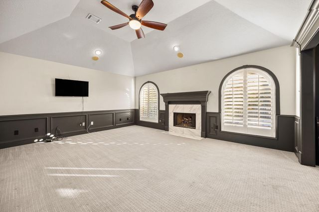 2031 Pecan Trail Drive, Richmond, TX 77406