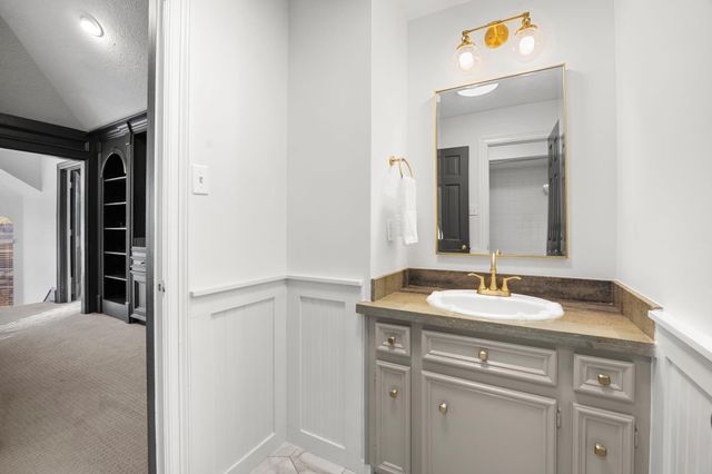 2031 Pecan Trail Drive, Richmond, TX 77406