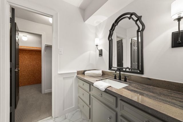 2031 Pecan Trail Drive, Richmond, TX 77406