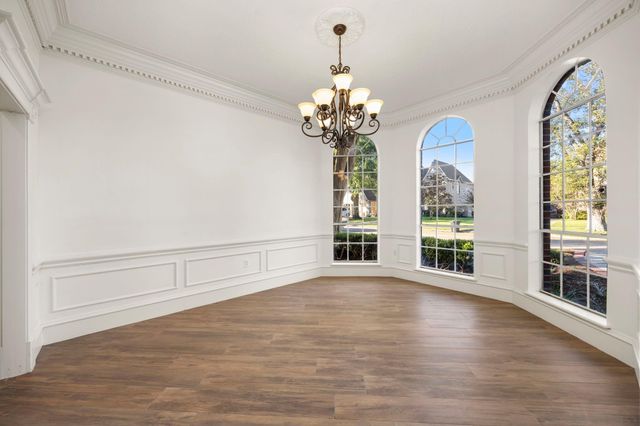 2031 Pecan Trail Drive, Richmond, TX 77406