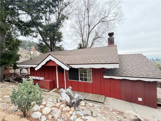 30509 Live Oak, Running Springs, CA 92382