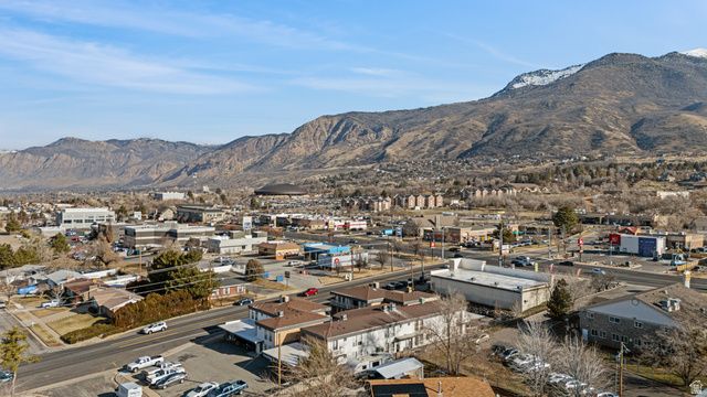 1165 EDGEWOOD DR, Ogden, UT 84403