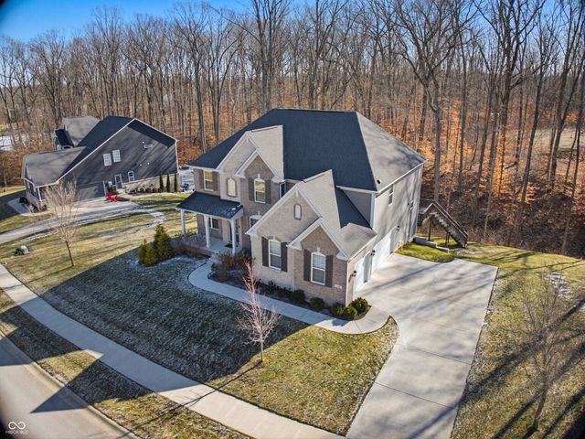 5149 Oak Ridge Trail, Columbus, IN 47201