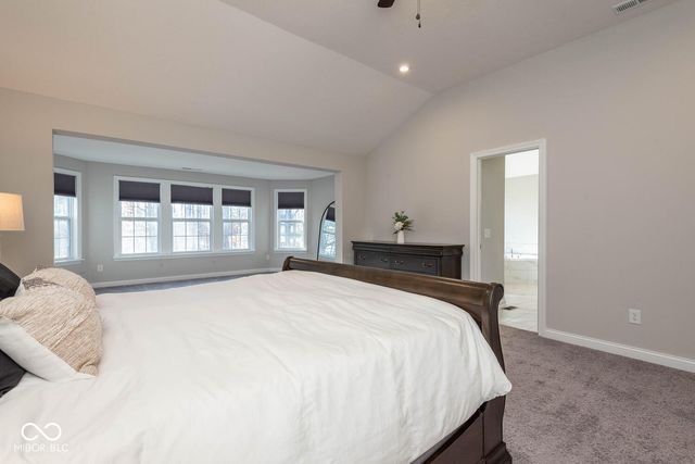 5149 Oak Ridge Trail, Columbus, IN 47201