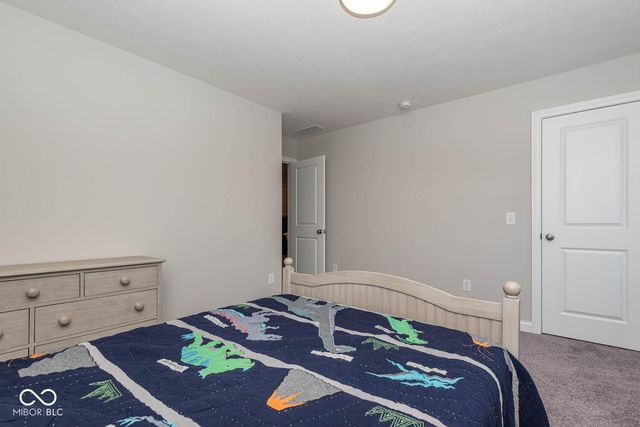 5149 Oak Ridge Trail, Columbus, IN 47201