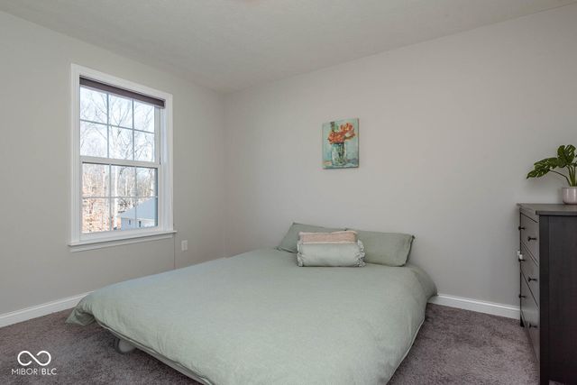 5149 Oak Ridge Trail, Columbus, IN 47201