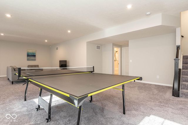 5149 Oak Ridge Trail, Columbus, IN 47201