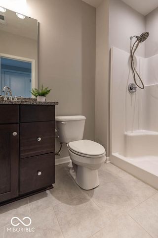 5149 Oak Ridge Trail, Columbus, IN 47201