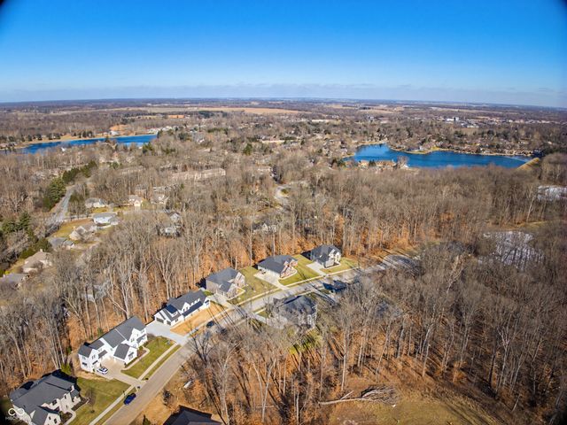 5149 Oak Ridge Trail, Columbus, IN 47201