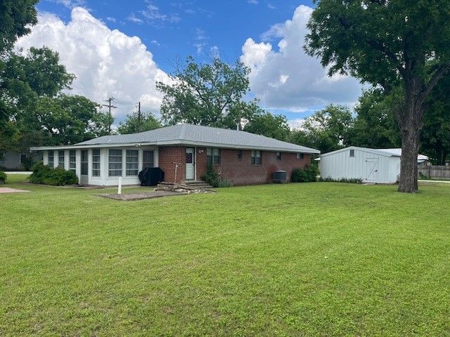 602 West Street, Hico, TX 76457