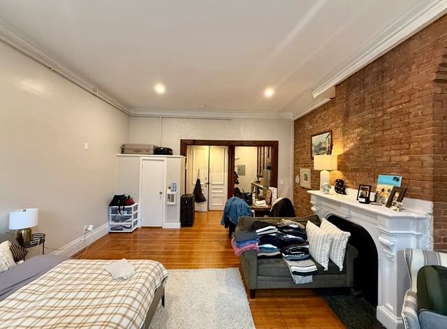 114 Marlborough St 1R, Boston, MA 02116