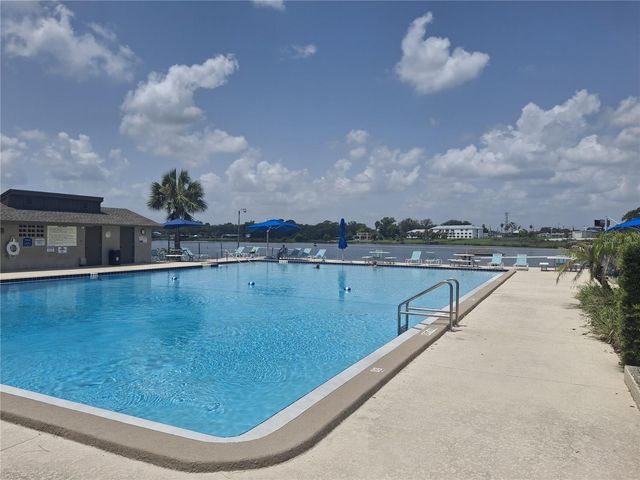 602 WOODRIDGE DRIVE, Casselberry, FL 32730
