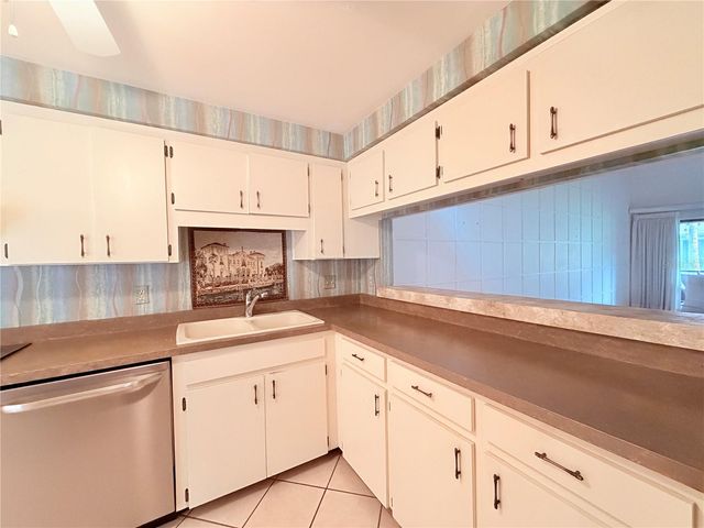 602 WOODRIDGE DRIVE, Casselberry, FL 32730