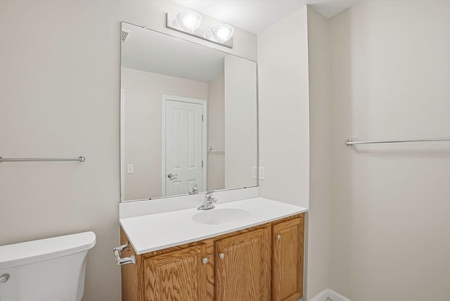 69 Buttercup Ln 69, Grafton, MA 01560