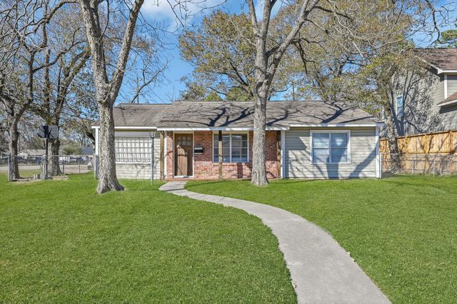 1738 Lamonte Ln Lane, Houston, TX 77018