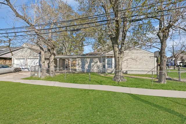 1738 Lamonte Ln Lane, Houston, TX 77018