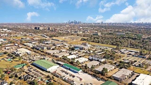1738 Lamonte Ln Lane, Houston, TX 77018