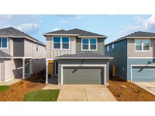 2988 T St, Springfield, OR 97477