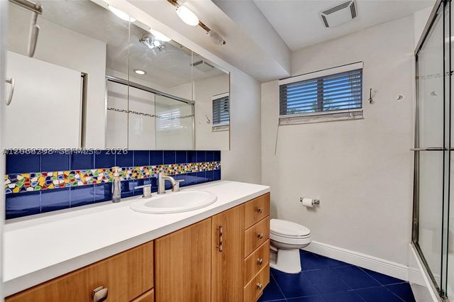 3671 N 47th Ave, Hollywood, FL 33021