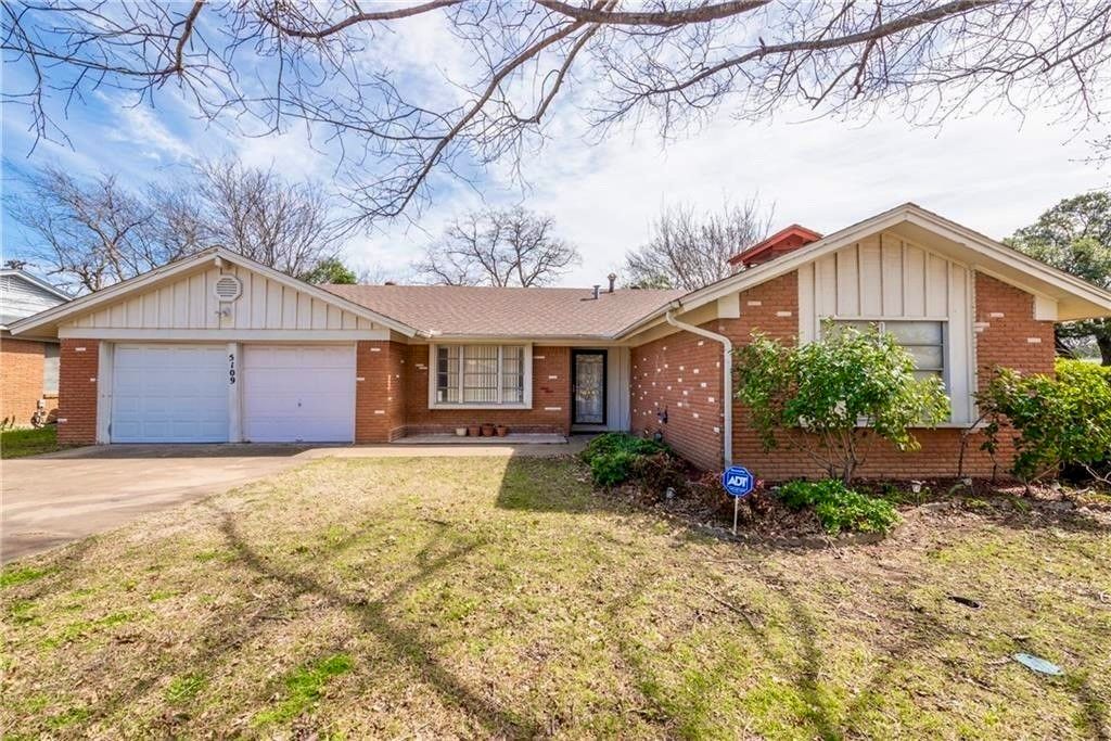 5109 Cockrell Avenue, Fort Worth, TX 76133
