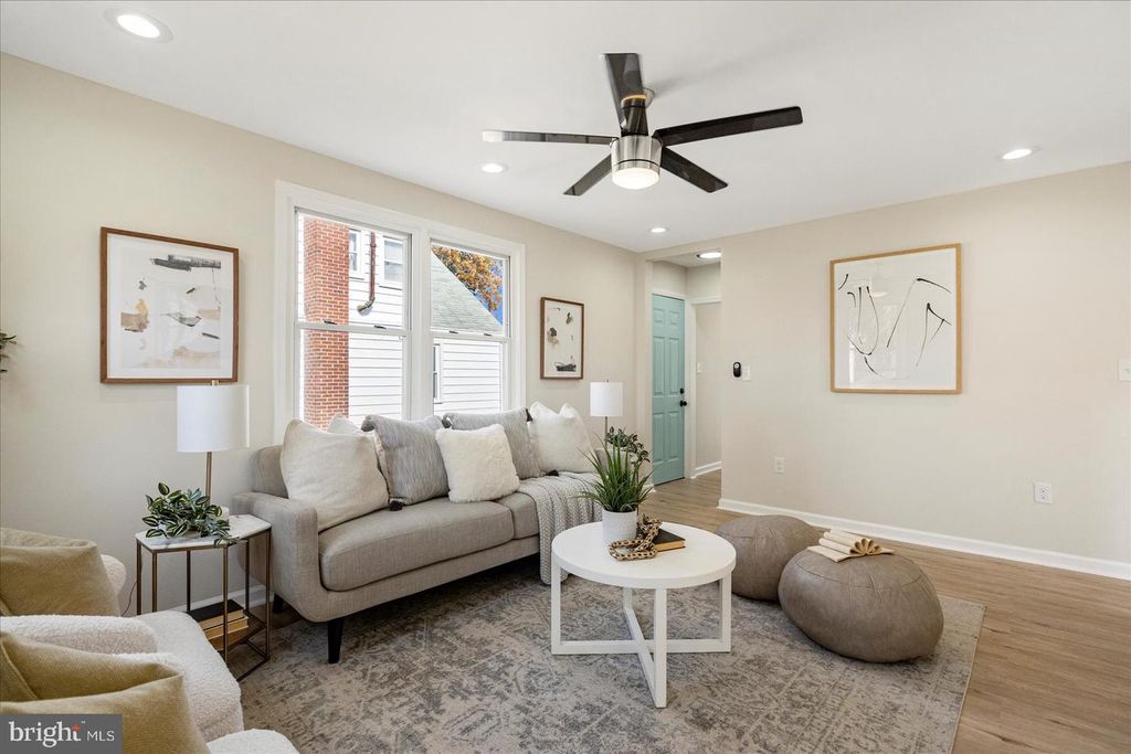 405 MARGARET AVE, Baltimore, MD 21221