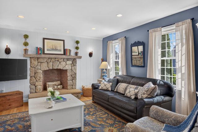 49 Wood Avenue, Sandwich, MA 02563
