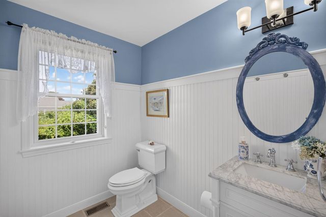 49 Wood Avenue, Sandwich, MA 02563