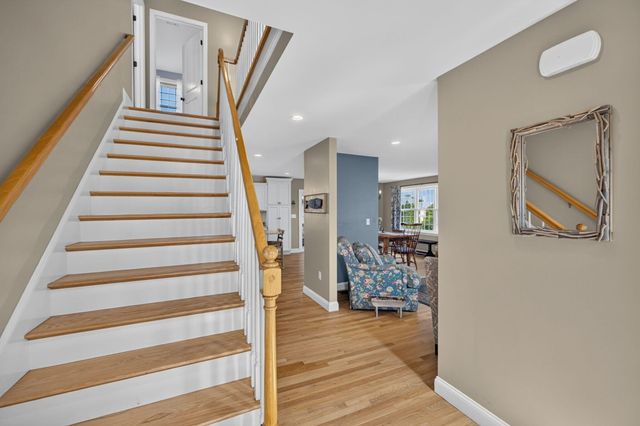 49 Wood Avenue, Sandwich, MA 02563