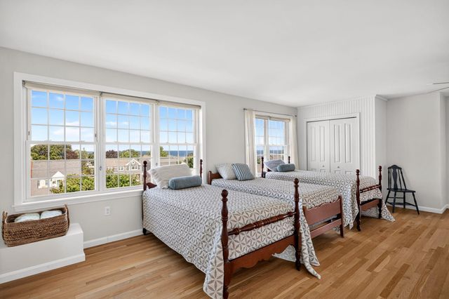 49 Wood Avenue, Sandwich, MA 02563