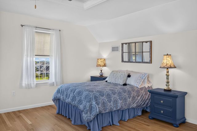 49 Wood Avenue, Sandwich, MA 02563