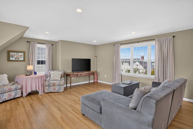 49 Wood Avenue, Sandwich, MA 02563