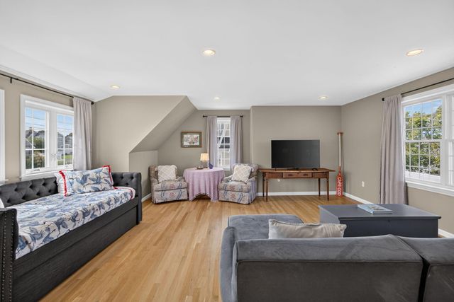 49 Wood Avenue, Sandwich, MA 02563