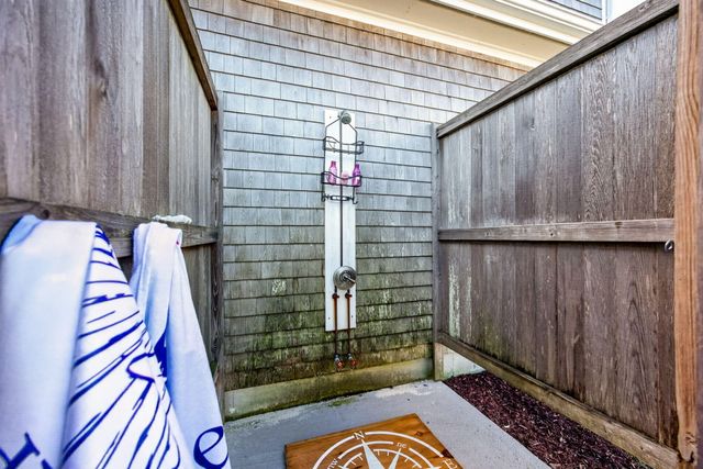 49 Wood Avenue, Sandwich, MA 02563