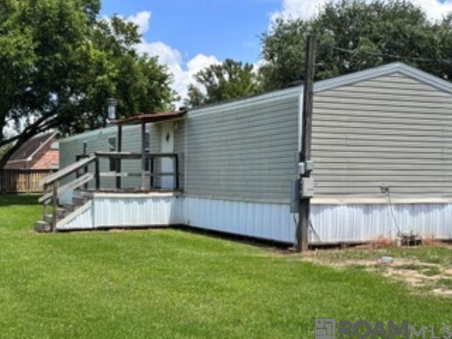 14214 Adam Arceneaux Dr, Gonzales, LA 70737