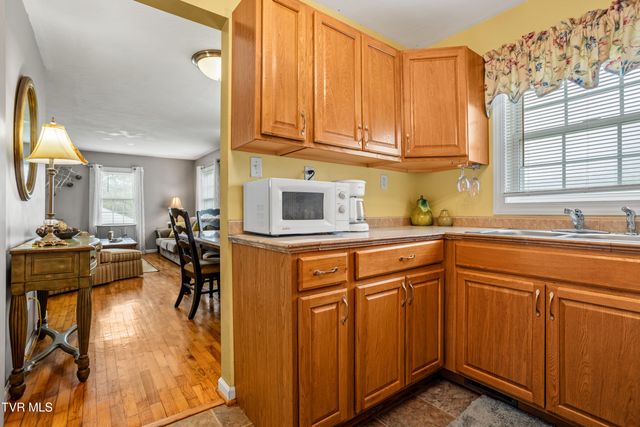 2344 Anderson Street, Bristol, TN 37620